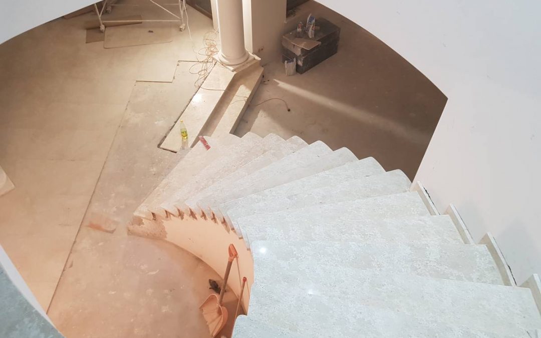 Codzienna pielęgnacja schodów granitowych – poradnik dla mieszkańców Łodzi